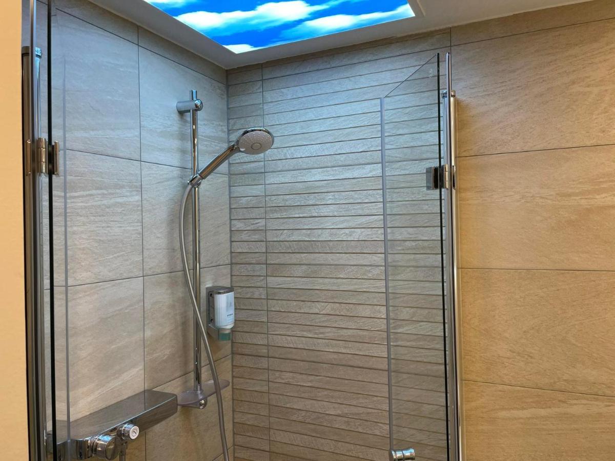 Themenpartment Himmel Und Mehr Penthouse Apartman Gelsenkirchen Kültér fotó